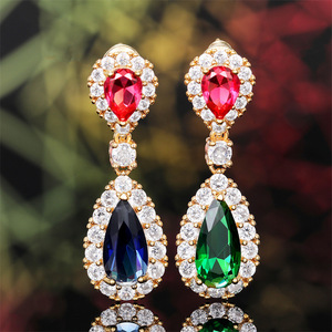 Orecchini Barocchi Vintage per Donne, Accessori per Orecchie Colorati e alla Moda per Uso Quotidiano - Product Image 4