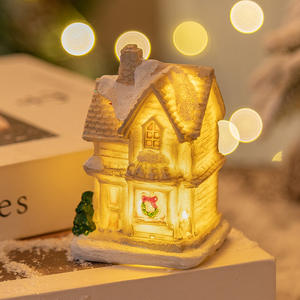Pequeña resina de Navidad LED <span class=keywords><strong>casa</strong></span> luminosa Micro paisaje ornamento con calificación decoraciones de Navidad o regalos - Product Image 6