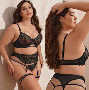 Soutien-Gorge Lingerie Féminine Sexy Grande Taille XXL « Deep Love » Premium avec Chaîne en Métal et Broderie Noire Unie - Product Image 2