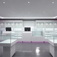 Solution complète d'affichage en magasin avec éclairage LED écologique sur mesure, vitrines modulaires en verre pour les bijouteries, les horlogeries et les centres commerciaux