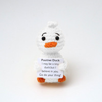 Poupée d'animal en coton PP et laine au crochet, motif canard jaune, énergie positive, petite taille, best-seller transfrontalier