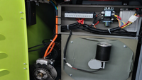 Balayeuse autoportée semi-fermée XY-A15, largeur 1400 mm, efficacité 6000 m²/h, batterie 48V 70Ah, puissance totale 3200W