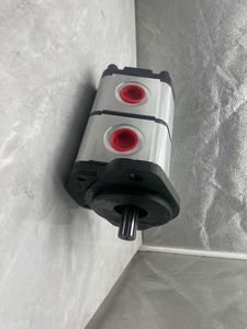 <b>Crane</b> and excavator equipment parts 3319121186 Dual gear pump - Product Image 3