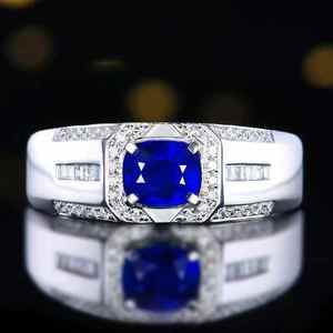 Anillo de oro de 18k con zafiro azul natural de Birmania SGARIT de 0.97ct, halo para hombre con 52 piezas de diamantes naturales de 0.121ct, certificado NGTC, joyería. - Product Image 1