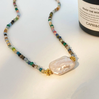 Collier de perles baroques en pierre naturelle taillée, bijoux en acier inoxydable en gros, collier en acier titane à perles colorées