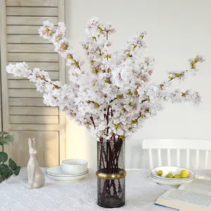 Hochzeit Wand dekoration Seide Weiß Kirschblüte Zweige Künstliche Seide Sakura Für Hochzeit Mittelstücke