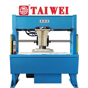 25 Jaar Hete Verkoop Reizende Kop Stans Sneaker <span class=keywords><strong>Machine</strong></span>, Andere Kledingmachines Binnenzool Snijmachine Met Ce-Versie - Product Image 3