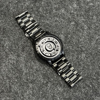 Nouvelle montre personnalisée avec crâne, montre à quartz en alliage tendance, index magnétique flottant, aiguilles libres, roulement à billes, design créatif, simple