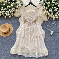 Robe Midi Élégante Française en Dentelle pour Femme Printemps 2025, Col Carré, Manches Cloche, Taille Ajourée avec Strass Floraux 3D