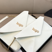 Pochette de soirée élégante en cuir PU grainé de luxe pour femme avec chaîne, sac à bandoulière, sac à rabat, vente en gros