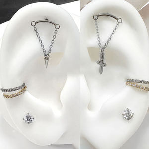 Vente en gros de bijoux de piercing pour cartilage Labret à chaîne filetée interne, en titane, avec pendentif, très prisé - Product Image 6