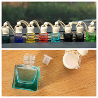 100 pièces de flacons diffuseurs en verre suspendus pour voiture de 8 ml, diffuseur d'huiles essentielles en verre vide, pendentifs avec bouchons en bois