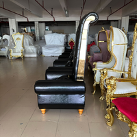 Chaise VIP à dossier haut ornée et encadrée, avec structure renforcée, pour la restauration hôtelière et l'utilisation en villa