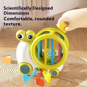 Jouet d'éveil pour bébé Snail Selle : Voiture de jeu de formes à tirer au doigt, puzzle amusant - Product Image 3