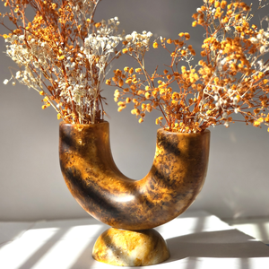 Jarrón de resina redondo para mesa, con doble tubo hueco y superficie rugosa, decoración para el hogar - Product Image 1