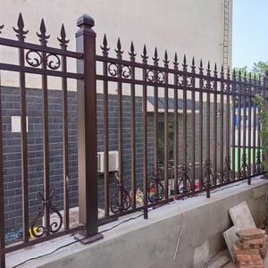 आवासीय आउटडोर पुराने डिजाइन काले और बाहरी बिक्री कुत्ते स्पेनिश ग्रिल्स मूल्य डिजाइन दबाया स्टील बाड़ - Product Image 5