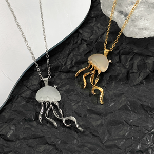 Collier pendentif méduse mate créature de l'océan inspiré chaîne de clavicule en acier inoxydable femmes bijoux marins personnalisables - Product Image 2
