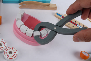 Kit <span class=keywords><strong>Giocattolo</strong></span> Medico per Bambini in Legno <span class=keywords><strong>Set</strong></span> Gioco di Ruolo Dottore <span class=keywords><strong>Set</strong></span> Dentista - Product Image 6