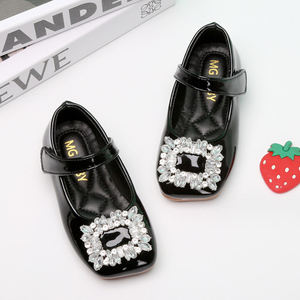 Zapatos Planos Mary Jane para Niñas Pequeñas con Hebillas Metálicas, Zapatos de Vestir Elegantes para Niñas - Product Image 5