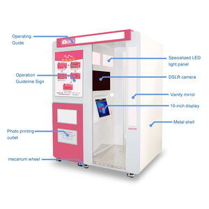 Se puede alquilar una máquina expendedora en el aeropuerto para fotos de selfies en varios idiomas - Product Image 5