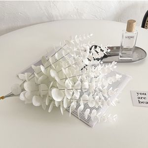 Bouquet di Foglie di Eucalipto in Seta Artificiale per Decorazione Murale, Accessori per Fotografia Matrimoniale - Materiali per Composizioni Floreali Verdi - Product Image 1