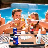 Table de jeu flottante en mousse XPE pour fête en piscine, plateau à boissons, porte-verre à vin, flotteur pour boissons, accessoire pour spa et jacuzzi, couleur personnalisée