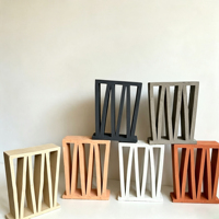 Blocs de terre cuite modernistes linéaires multicolores pour murs d'intimité et façades décoratives