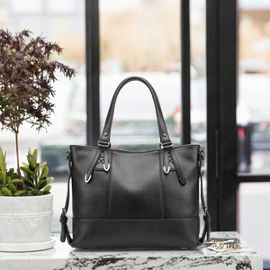 Bolso Tote de Cuero PU Negro para Mujer, Bolso de Hombro Cruzado con Cremallera, Bolso Cuadrado para Viajes, Compras y Uso Diario - Product Image 2