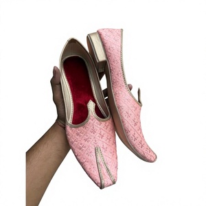รองเท้าสไตล์ดั้งเดิมของชาวราชสถานสำหรับผู้ชาย BS International Student Shoes แฟชั่น หนังแท้ กันน้ำ รับทำโลโก้ตามสั่ง - Product Image 5