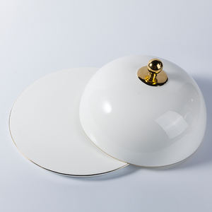 Plat de service rond en porcelaine <span class=keywords><strong>blanche</strong></span> de style français YAYU de haute qualité avec couvercle pour banquet, plat de présentation en porcelaine fine - Product Image 2