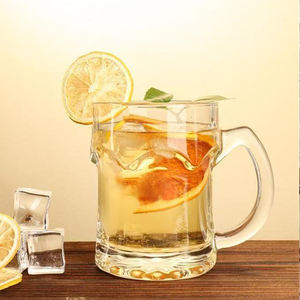 Vaso de Cerveza Moderno y Ecológico de 470 ml (17 oz) con Asa de Vidrio de Alta Calidad, Ideal para Fiestas - Product Image 1