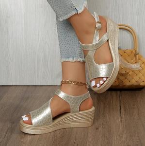 Sandales <span class=keywords><strong>compensées</strong></span> grande taille pour femmes, sandales d'été à talon compensé et bout ouvert, sandales décontractées <span class=keywords><strong>dorées</strong></span> à boucle pour femmes - Product Image 5