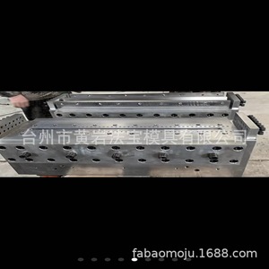 Cabezal de molde fijo de tela soplada por inyección personalizado de 300, 500, 600 mm para maquinaria de hilatura, pieza de moldeo por inyección de metal - Product Image 3