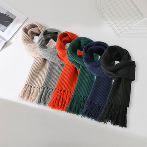 หมวกและผ้าพันคอถักนิตติ้งหนาสำหรับชายและหญิงยอดนิยมชุดสองชิ้นพร้อมโลโก้พู่มือสำหรับ <span class=keywords><strong>meetin</strong></span> ประจำปี - Product Image 3