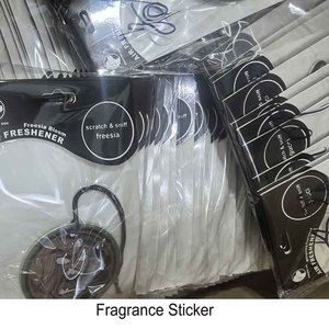 Sỉ buôn nước hoa treo xe ô tô kiểu hiện đại, in logo tùy chỉnh, mẫu mới, hình quả táo, chai nước hoa thơm, hương liệu trị liệu, mùi freesia, mùi lê - Product Image 5