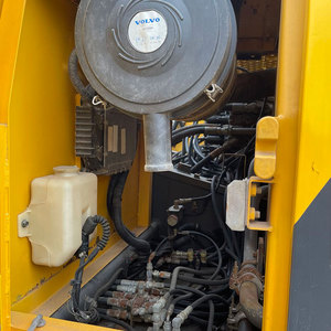 ลดราคาพิเศษ รถขุดมือสอง Volvo EC210 รุ่น Volvo EC210DL EC210D EC210B EC210BLC รถขุดตีนตะขาบขนาดกลาง ขายดี - Product Image 6