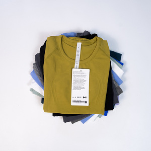 Nuova Maglietta Tecnica da Donna a Maniche Corte, Traspirante, per Fitness e Yoga, con Motivo a Quadretti - Product Image 4