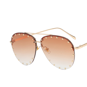 Customized Metal Rivet Sunglasses Fashionable and Retro Uv400 <b>Large</b> <b>Frame</b> Sunglasses for Women - Product Image 6