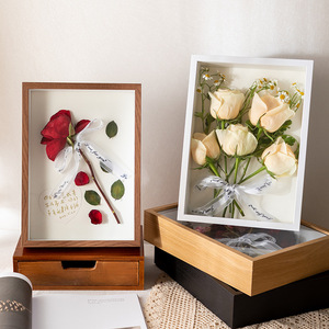 Caliente hecho a mano papel rosa montaje luz tridimensional hueco flor seca foto marco 3D flor seca Marco de exhibición <span class=keywords><strong>en</strong></span> <span class=keywords><strong>madera</strong></span> - Product Image 6