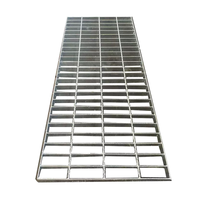 Gouttière latérale extérieure Construction Caillebotis en acier Escalier galvanisé Plancher de bâtiment Grille en acier Galvan Plate-forme de gril