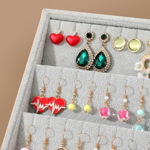 Présentoir à boucles d'oreilles personnalisé en velours et flanelle, grande capacité, plateau de rangement pour bijoux - Product Image 5