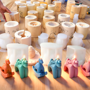 Moules en silicone créatifs J10-556 pour bougies parfumées en forme de poney pour l'Année du <span class=keywords><strong>Cheval</strong></span>, bougies cadeaux festives sur le <span class=keywords><strong>thème</strong></span> du poney - Product Image 3