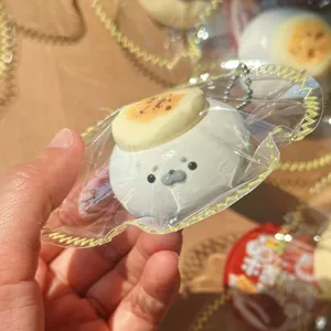 Lindo Juguete Antiestrés de Silicona Suave de Forma de Foca, Pequeño, de Compresión Lenta, con Colgante de Nariz <span class=keywords><strong>Karma</strong></span> y Diseño de Dumpling y Banana, Llavero, Regalo para Amigo - Product Image 3