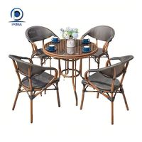 Ensemble de table et chaises en rotin Prima, polyvalent, compact, pour balcon extérieur, idéal pour les coins extérieurs d'appartements.