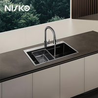 Évier de cuisine multifonctionnel Nisko 304 en acier inoxydable noir ou argenté, fait main, avec cascade intégrée