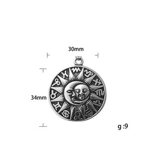 Collier en acier inoxydable avec pendentif soleil et lune, design géométrique constellation pour homme, 19037 - Product Image 5