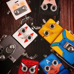 Ornement en bois de <span class=keywords><strong>robot</strong></span> de dessin animé sculpté à la main cadeau d'anniversaire avec gravure artisanat créatif pour les enfants - Product Image 1