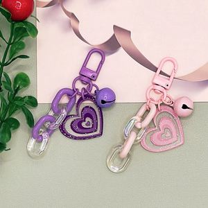 Nouvelle Chaîne Acrylique Cœur Mignon en Plastique – Cadeaux d'Anniversaire pour Filles, Accessoires de Voiture, Pendentif de Sac pour Couples, Porte-clés Élégant - Product Image 3