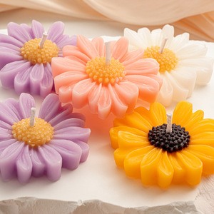 Handmade Modern <b>Soy</b> <b>Wax</b> Candle Chamomile Scented Aromatherapy for Birthday Home Decor Fragrance Ornament for Wholesale Gift - Product Image 4