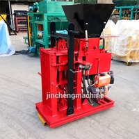 Machine de fabrication de blocs de terre comprimée 2-15 briques à emboîtement dans un sol argileux